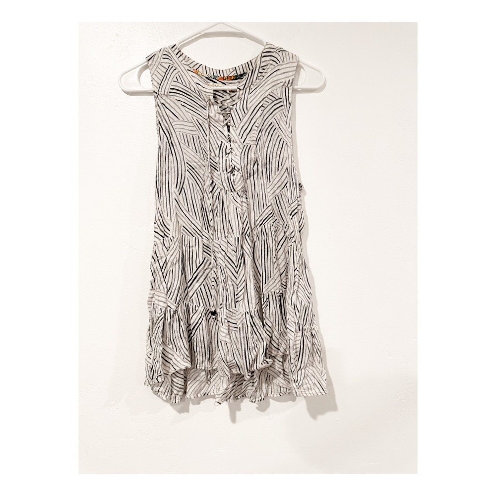 Floreat Anthropologie Sleeveless Tunic Top Black White Abstract Tiered Lace Up 6